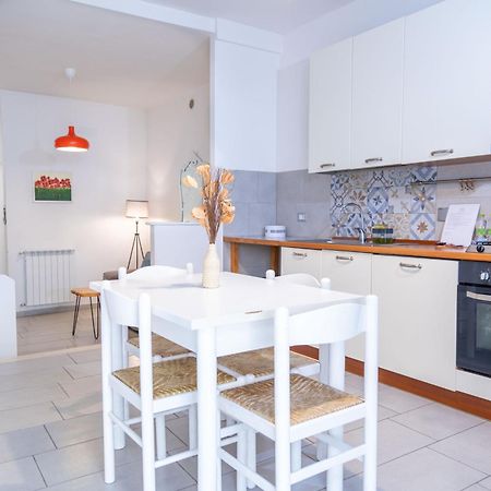 Eleganza In Centro Sul Lago - أنغويلارا سابازيا المظهر الخارجي الصورة